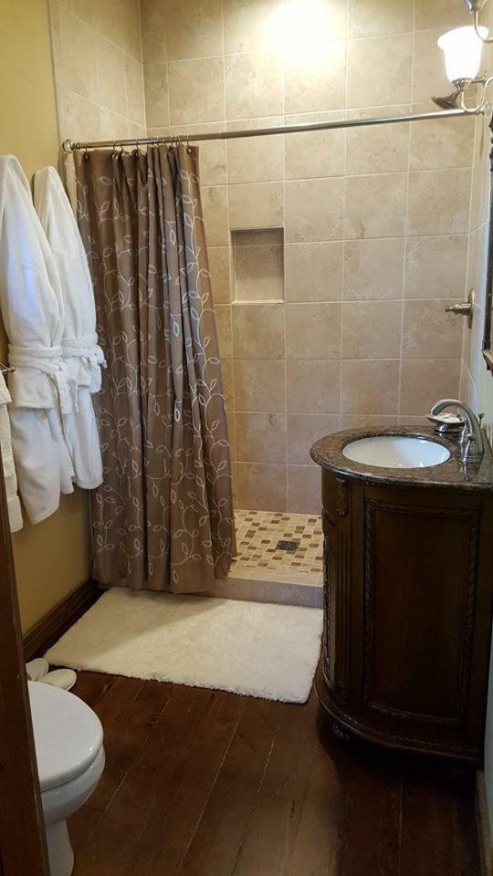 סטורג'און ביי The Wanderlust Hotel מראה חיצוני תמונה